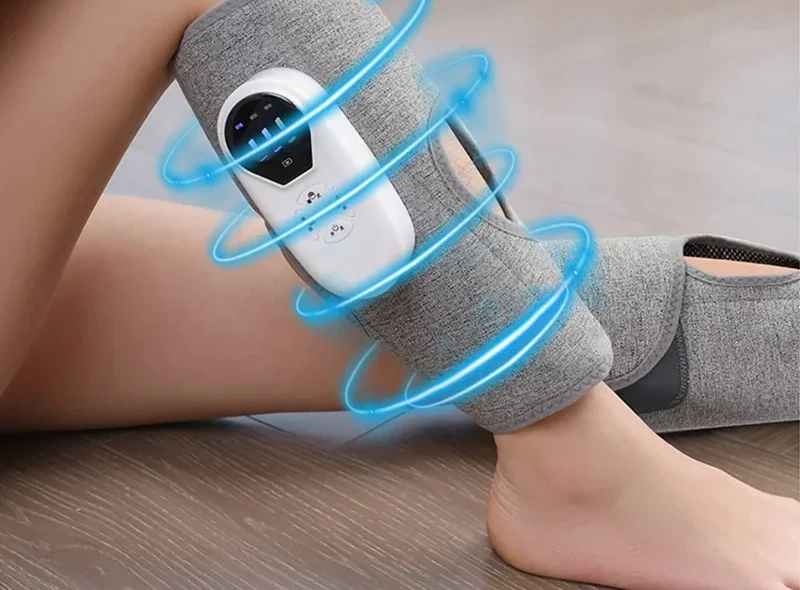 AirCalm wrap on a calf with blue rings visualizing the air-compression cycle around the leg